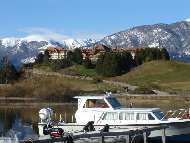 <img0*500:stuff/z/12879/Patricio%2520in%2520Bariloche/DSC03859.JPG>