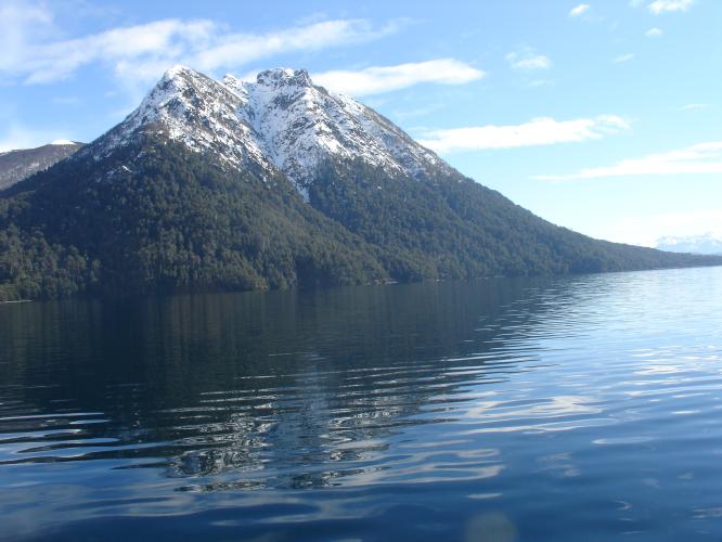 <img0*500:stuff/z/12879/Patricio%2520in%2520Bariloche/DSC03860.JPG>