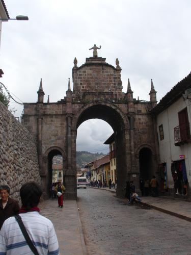 <img0*500:stuff/z/12879/Patricio%2520in%2520Cuzco%2520part%25201/DSC04555.JPG>