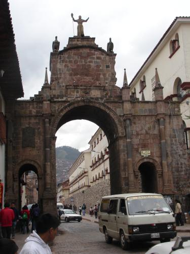 <img0*500:stuff/z/12879/Patricio%2520in%2520Cuzco%2520part%25201/DSC04557.JPG>