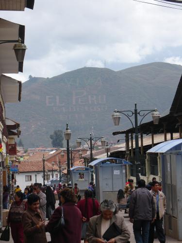 <img0*500:stuff/z/12879/Patricio%2520in%2520Cuzco%2520part%25201/DSC04562.JPG>