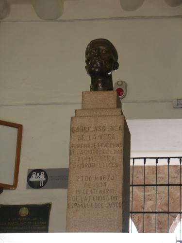 <img0*500:stuff/z/12879/Patricio%2520in%2520Cuzco%2520part%25202/Imagen%20010.jpg>