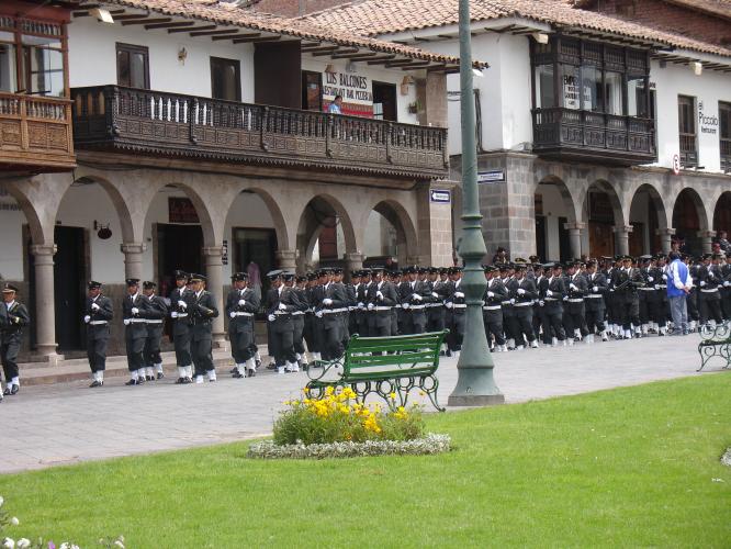<img0*500:stuff/z/12879/Patricio%2520in%2520Cuzco%2520part%25202/Imagen%20023.jpg>