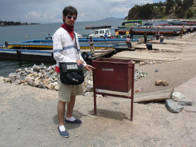 <img0*500:stuff/z/12879/Patricio%2520in%2520Lago%2520Titicaca/DSC04445.JPG>