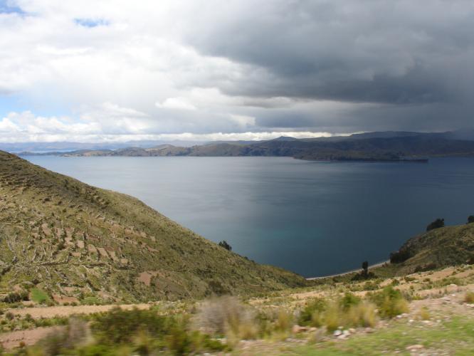 <img0*500:stuff/z/12879/Patricio%2520in%2520Lago%2520Titicaca/DSC04450.JPG>