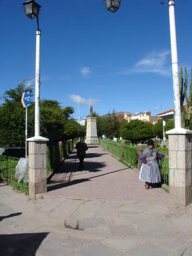 <img0*500:stuff/z/12879/Patricio%2520in%2520Lago%2520Titicaca/DSC04465.JPG>