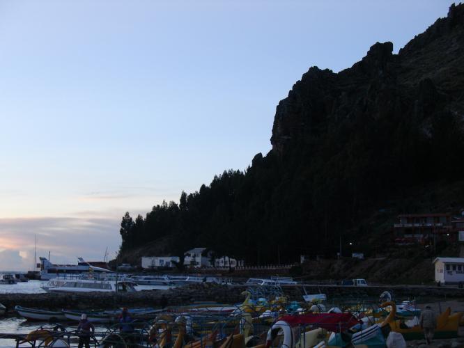 <img0*500:stuff/z/12879/Patricio%2520in%2520Lago%2520Titicaca/DSC04498.JPG>