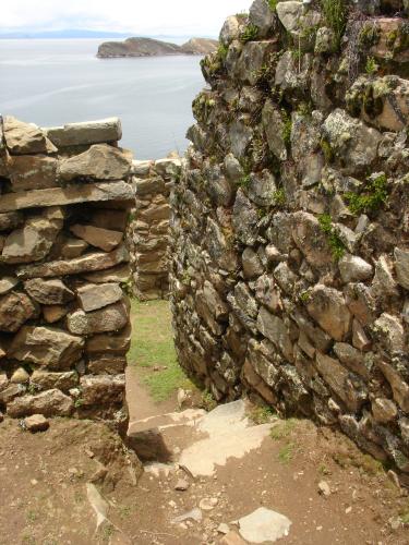<img0*500:stuff/z/12879/Patricio%2520in%2520Lago%2520Titicaca/DSC04529.JPG>