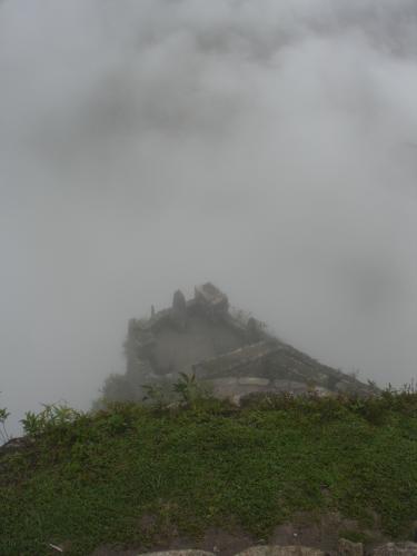 <img0*500:stuff/z/12879/Patricio%2520in%2520Macchu%2520Pichu/DSC04669.JPG>