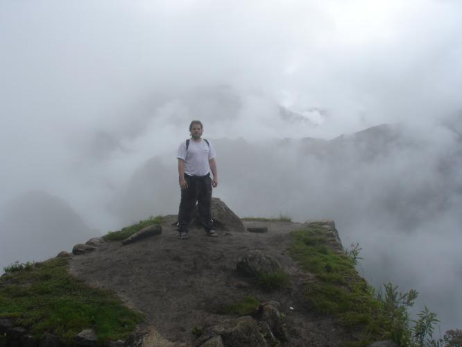 <img0*500:stuff/z/12879/Patricio%2520in%2520Macchu%2520Pichu/DSC04678.JPG>