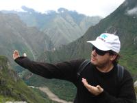 <img0*150:stuff/z/12879/Patricio%2520in%2520Macchu%2520Pichu/DSC04738.JPG>