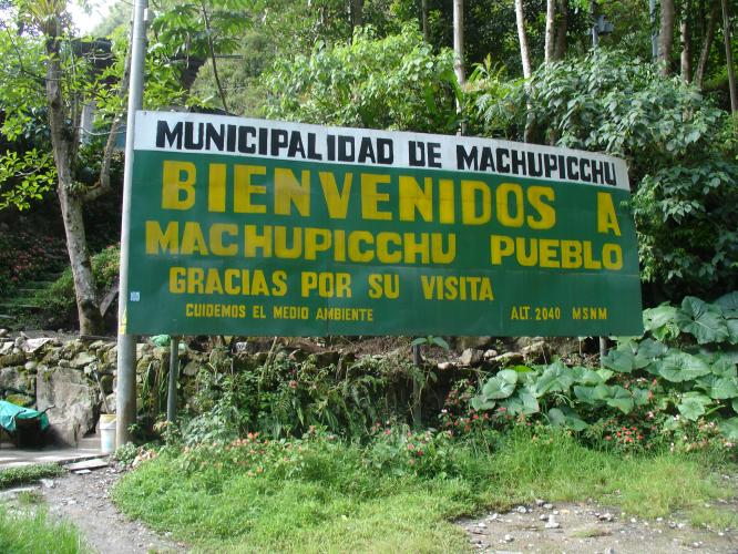 <img0*500:stuff/z/12879/Patricio%2520in%2520Macchu%2520Pichu/DSC04764.JPG>