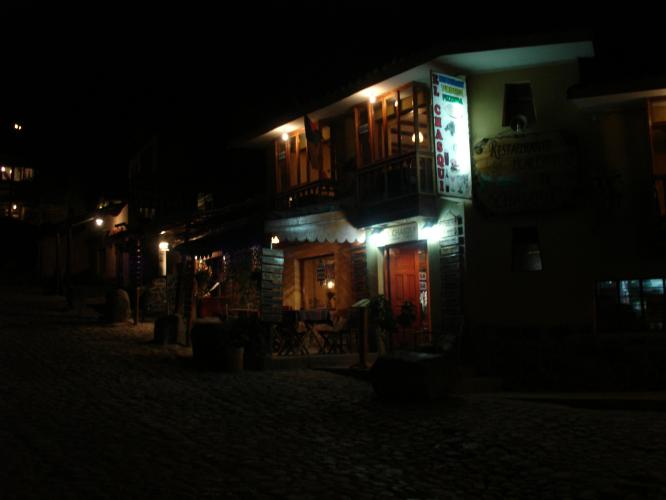 <img0*500:stuff/z/12879/Patricio%2520in%2520Oyataitambo/DSC04584.JPG>
