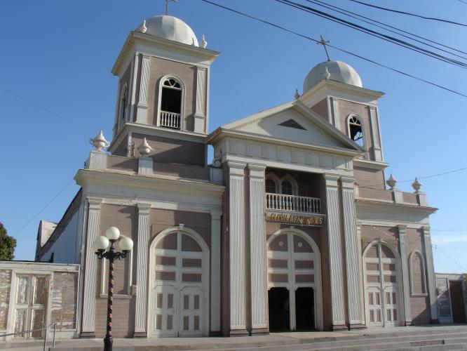 <img0*500:stuff/z/12879/Patricio%2520in%2520salitrera%2520y%2520pueblos/Imagen%20140.jpg>