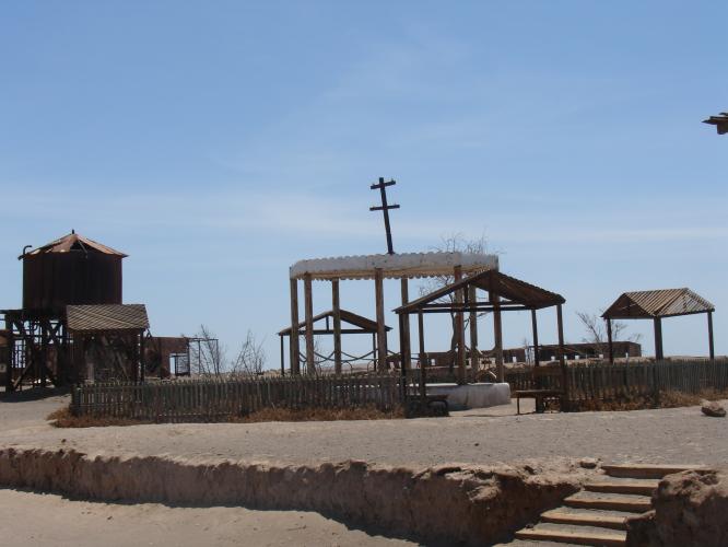 <img0*500:stuff/z/12879/Patricio%2520in%2520salitrera%2520y%2520pueblos/Imagen%20275.jpg>