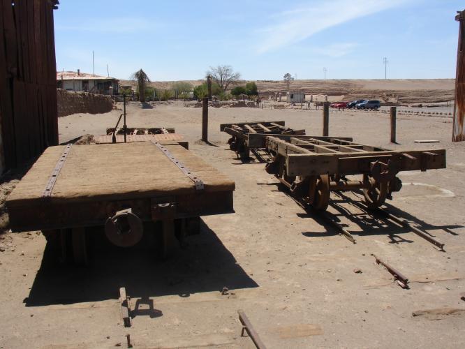 <img0*500:stuff/z/12879/Patricio%2520in%2520salitrera%2520y%2520pueblos/Imagen%20286.jpg>