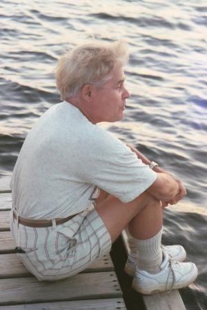 <img300*0:stuff/z/130747/Brokens%2520Family/i1204180382_6.jpg>