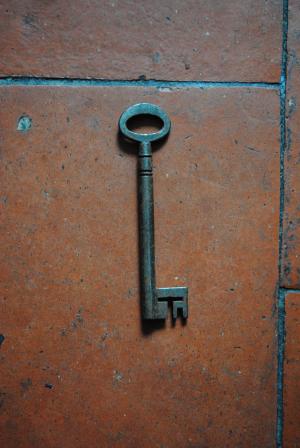 <img300*0:stuff/z/137699/Antique%2520keys/DSC_0091.JPG>