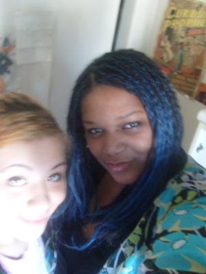 <img300*0:stuff/z/138000/Me%2520%2526%2520my%2520Best%2520Firend/i1228980399_14.jpg>