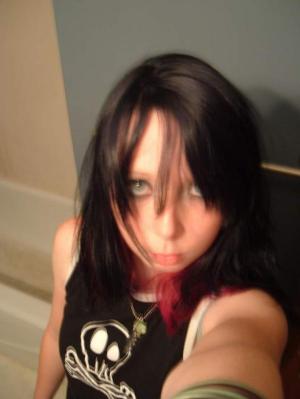 <img300*0:stuff/z/16802/Rainbow%2520Bones/i1211779059_5.jpg>