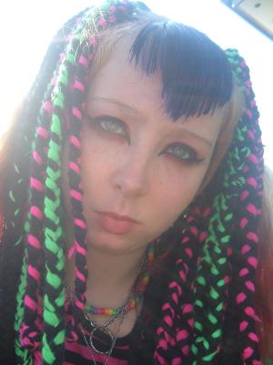 <img300*0:stuff/z/16802/Rainbow%2520Bones/i1211779059_8.jpg>