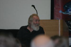 <img300*0:stuff/z/169023/Harry%2520Groener/i1283883147_5.jpg>