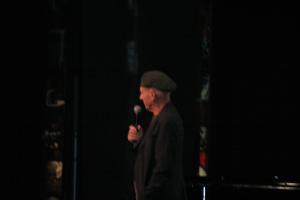 <img300*0:stuff/z/169023/Patrick%2520Stewart%2520vs.%2520Michael%2520Dorn/i1283880615_9.jpg>