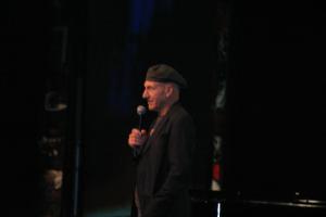 <img300*0:stuff/z/169023/Patrick%2520Stewart%2520vs.%2520Michael%2520Dorn/i1283880616_20.jpg>
