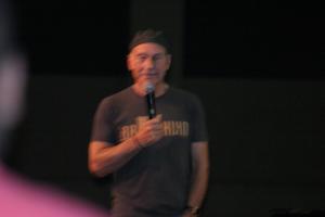<img300*0:stuff/z/169023/Patrick%2520Stewart%2520vs.%2520Michael%2520Dorn/i1283880617_29.jpg>