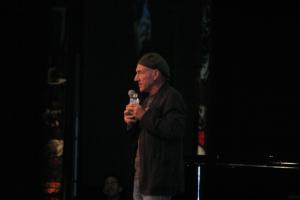 <img300*0:stuff/z/169023/Patrick%2520Stewart%2520vs.%2520Michael%2520Dorn/i1283880617_34.jpg>