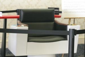 <img300*0:stuff/z/169023/Propworx%2520Memorabilia%2520Auction%2520/i1283882093_23.jpg>