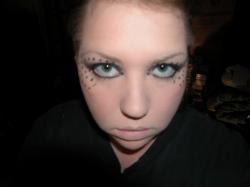 <img250*0:stuff/z/169023/Random%2520Faces/i1256233599_4.jpg>
