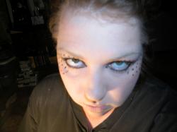 <img250*0:stuff/z/169023/Random%2520Faces/i1256233600_19.jpg>