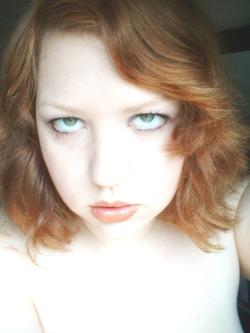 <img250*0:stuff/z/169023/Random%2520Faces/i1256233601_30.jpg>