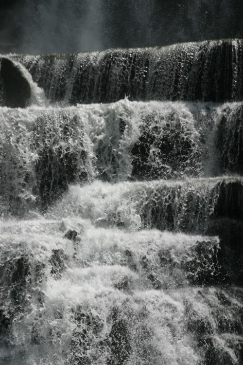 <img:http://elftown.heddate.com/stuff/z/169023/Tall%2520Falls2/i1279820960_24.jpg?y=750>