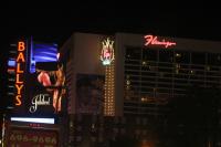 <img200*0:stuff/z/169023/Vegas%2520At%2520Night%2521/i1283277245_5.jpg>