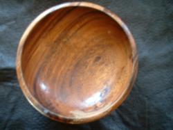 <img250*0:stuff/z/169023/Wooden%2520Bowls/i1255994899_1.jpg>