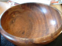 <img250*0:stuff/z/169023/Wooden%2520Bowls/i1255994902_34.jpg>