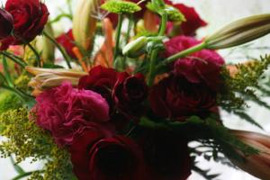 <img300*0:stuff/z/169023/bouquet%2520.1/i1276202926_11.jpg>