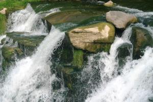 <img300*0:stuff/z/169023/chittenango%2520falls/i1248734787_26.jpg>