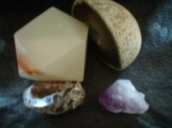 <img250*0:stuff/z/169023/stones%25204/i1255996711_5.jpg>