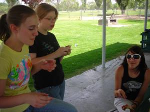 <img300*0:stuff/z/174046/more%2520pictures%2520of%2520Micah%2520and%2520her%2520Krew/i1216415247_13.jpg>