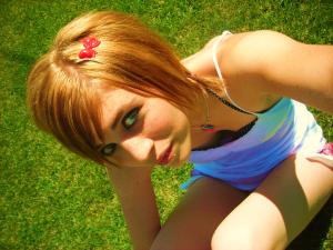 <img300*0:stuff/z/174046/more%2520pictures%2520of%2520Micah%2520and%2520her%2520Krew/i1216415248_18.jpg>