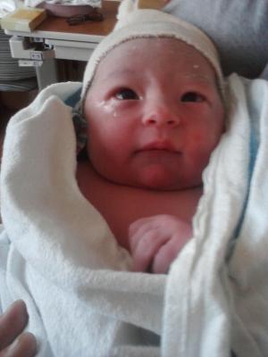 <img300*0:stuff/z/178728/Baby%2520reference/1%20birth%20103.jpg>