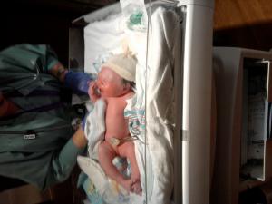 <img300*0:stuff/z/178728/Baby%2520reference/1%20birth%20105.jpg>