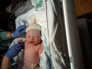 <img300*0:stuff/z/178728/Baby%2520reference/1%20birth%20111.jpg>