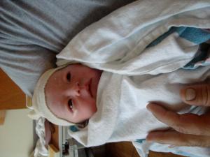 <img300*0:stuff/z/178728/Baby%2520reference/1%20birth%20136.jpg>