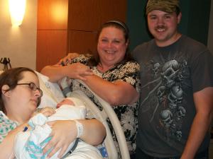 <img300*0:stuff/z/178728/Baby%2520reference/1%20birth%2015.JPG>