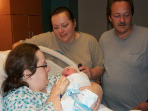 <img300*0:stuff/z/178728/Baby%2520reference/1%20birth%2017.JPG>