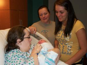 <img300*0:stuff/z/178728/Baby%2520reference/1%20birth%2021.JPG>